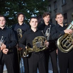 1/2    Trobilni kvintet Contrast / Brass Quintet Contrast
